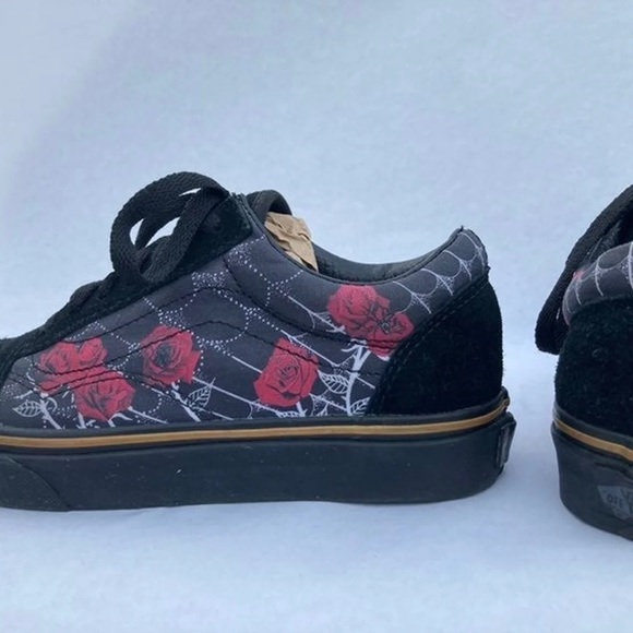 Vans Old School Roses/ Skeleton Stems/ Spiderwebs - Picture 5 of 9